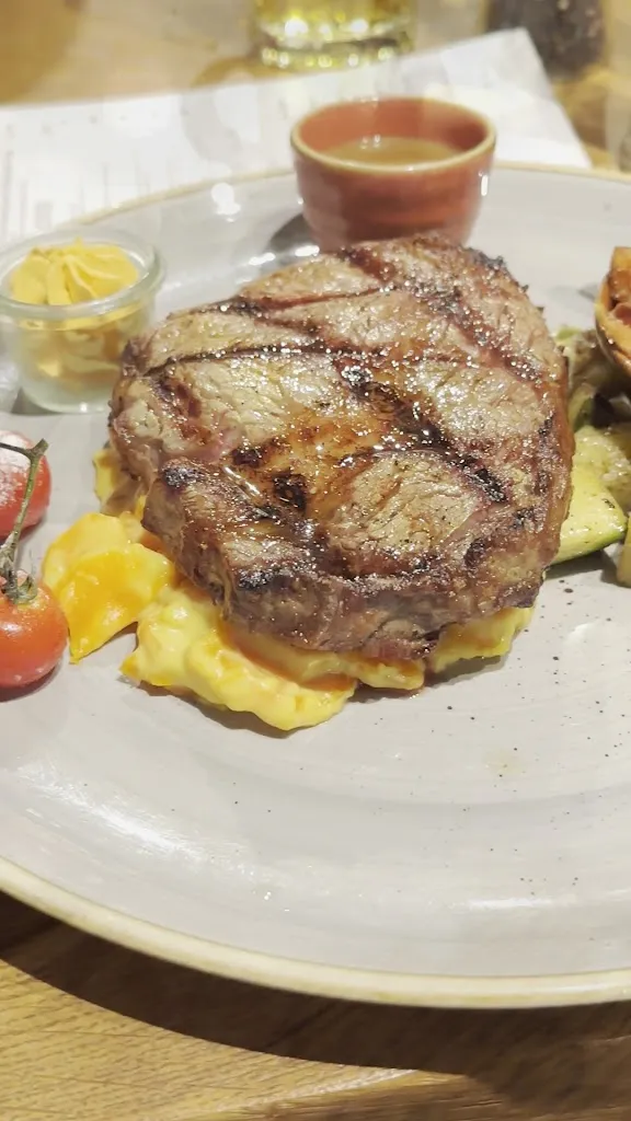 Heid's Grill & Restaurant_Heidelberg_slider_image_2