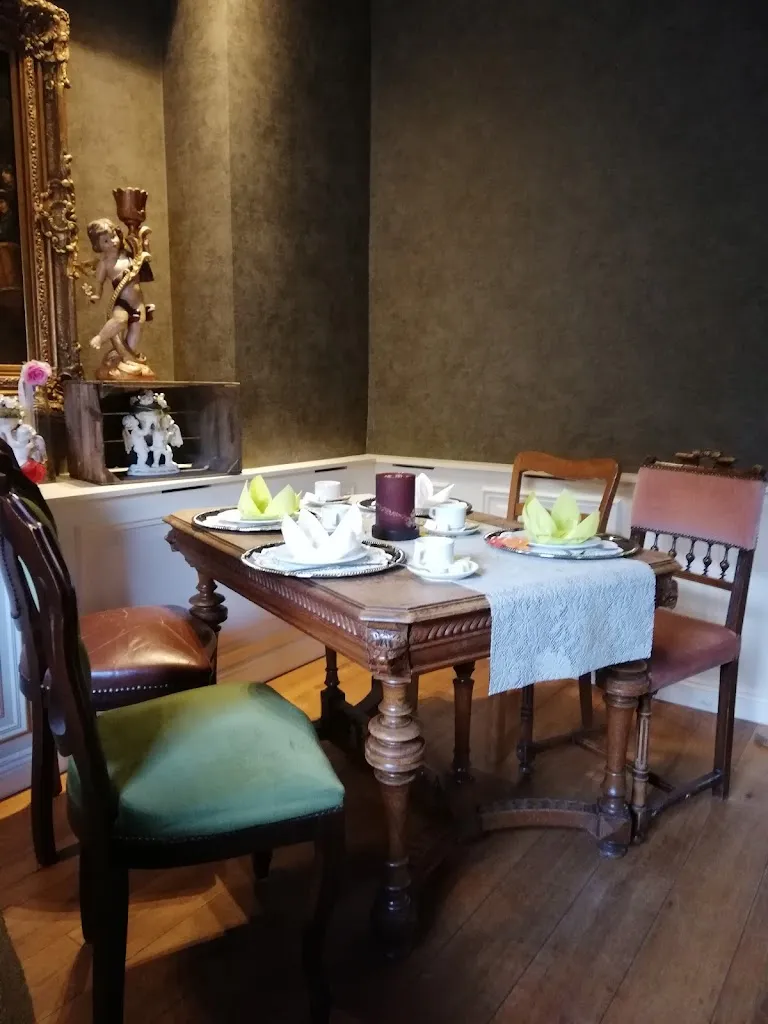 Sophia Dujardin_Cafe Anno 1661_Aldenhoven_review