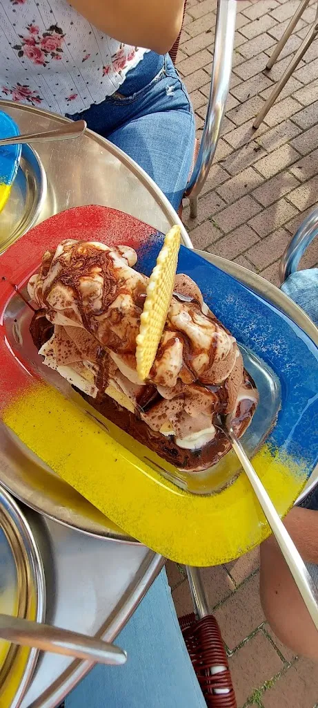 Menu_Pizzeria Mondo_Aldenhoven_image_3