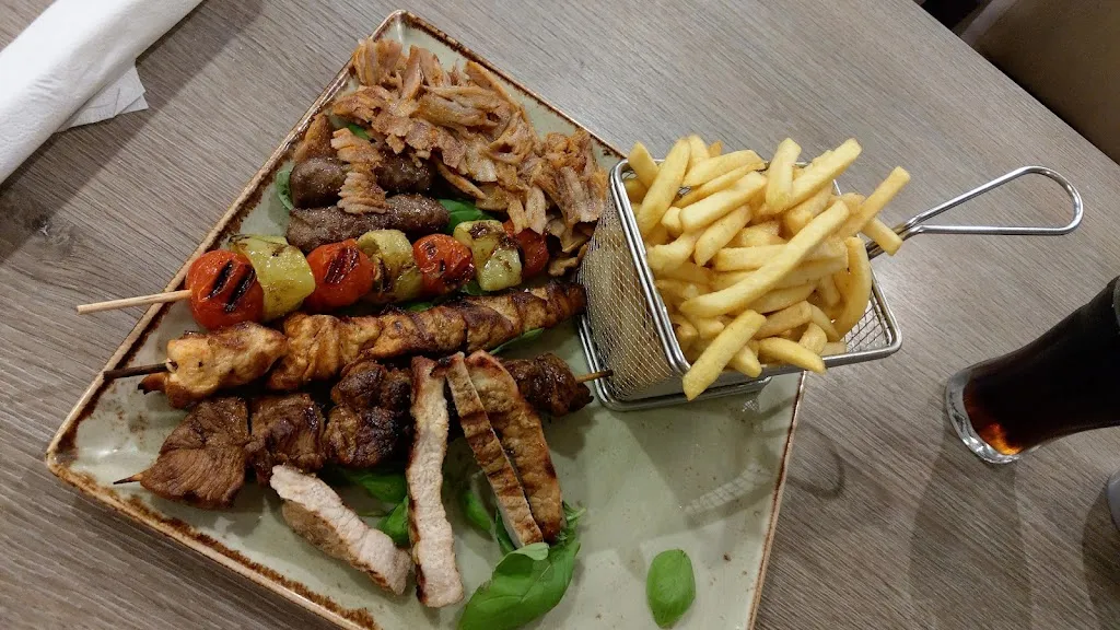 Restaurant Irem - Döner & Pizzeria_Alpen_slider_image_2