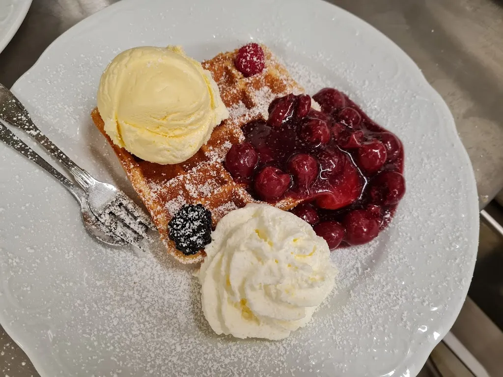 Haus Pilling Gaststätte_Altena_slider_image_2