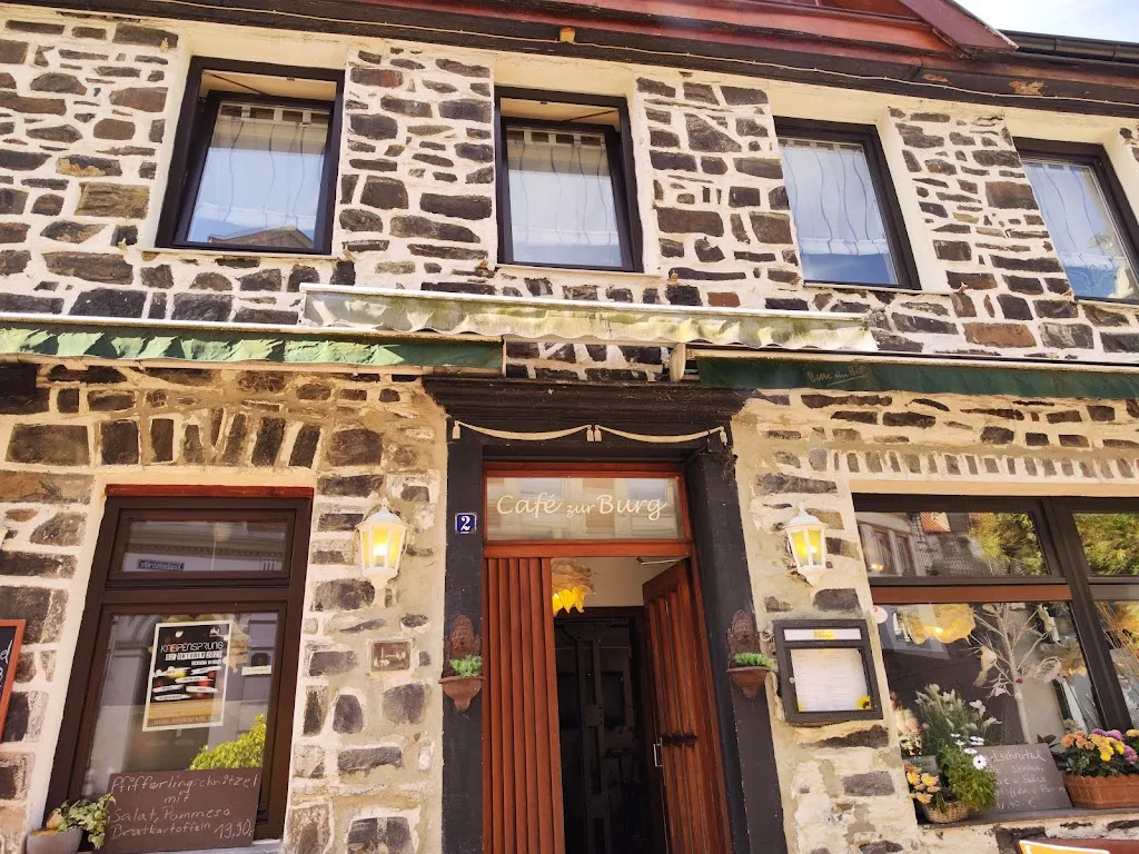 Cafe Zur Burg ristorante a Altena
