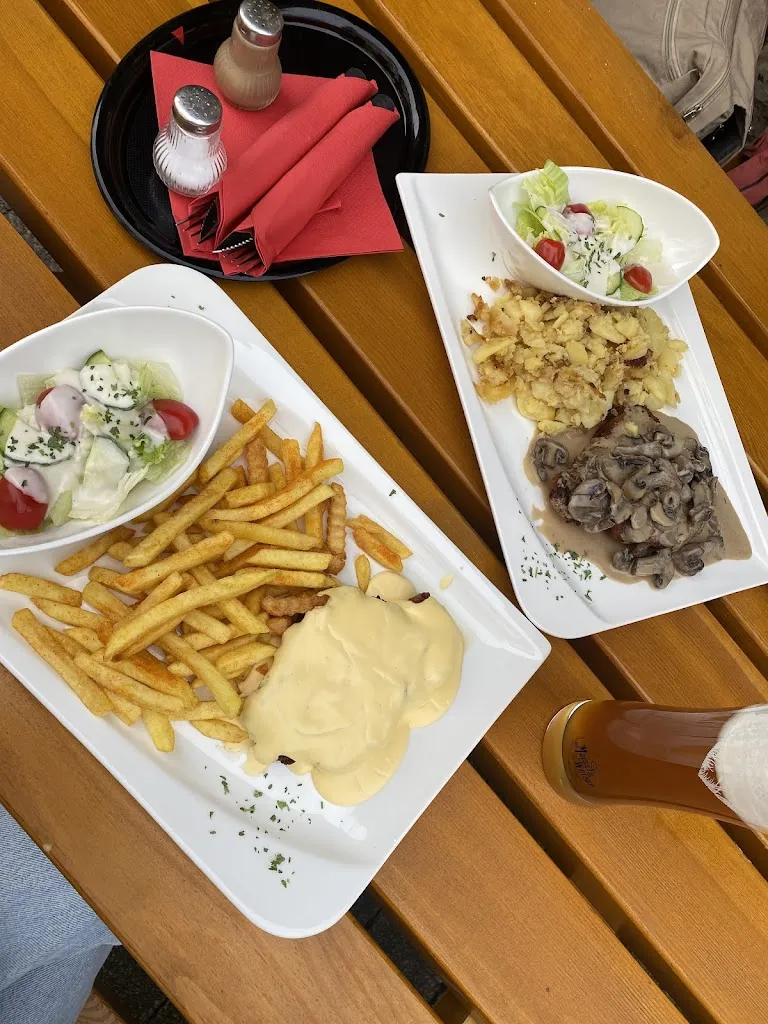 Cafe Zur Burg_Altena_slider_image_2