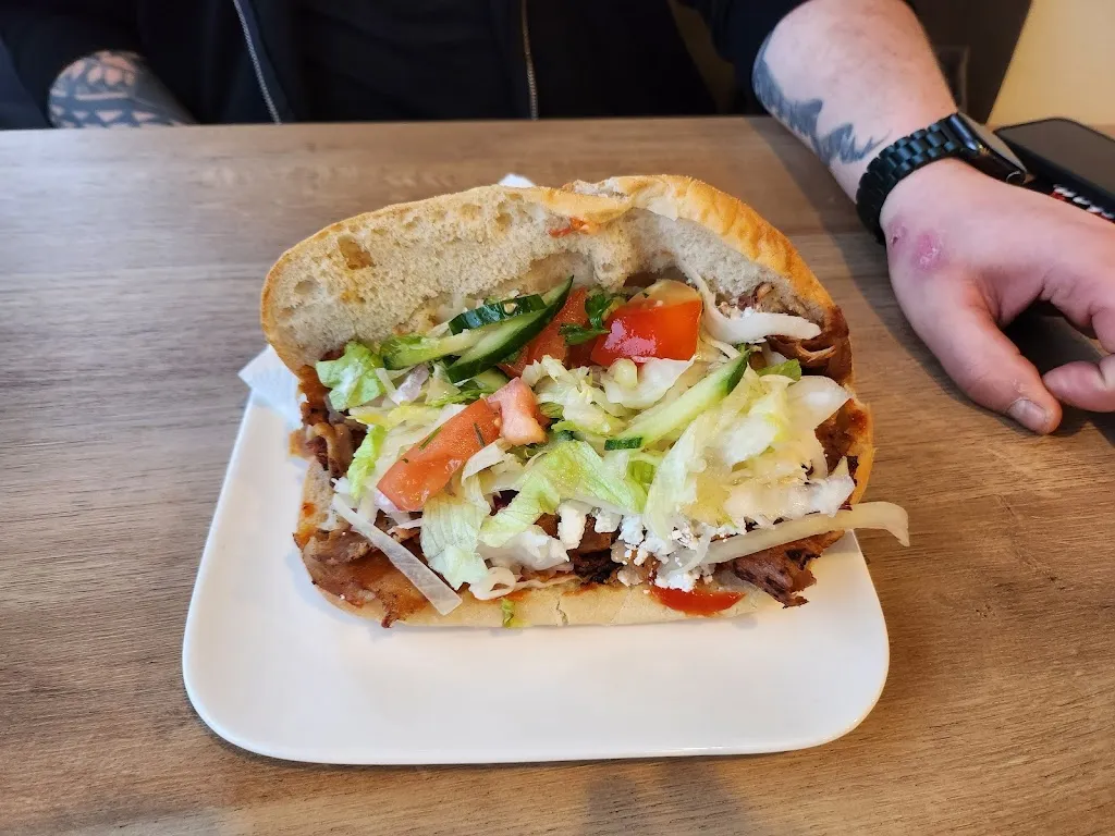 Destan Schnellrestaurant_Brilon_slider_image_3