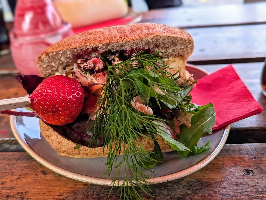 Karina's Fischgarten_Zingst_slider_image_3