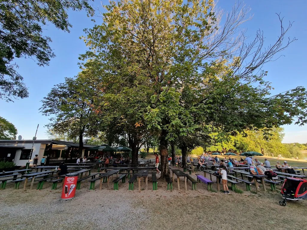 Dmitriy Yeliseyev_Vidschi’s - Gastronomie am See_Aschheim_Bewertung