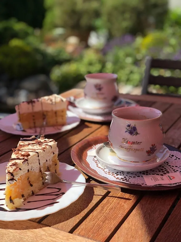 Zingster Kaffeepott Pension und Restaurant_Zingst_slider_image_2