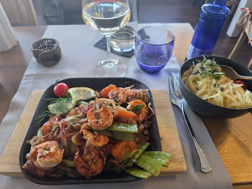 Ponton-Café - Kranichhaus_Zingst_slider_image_3