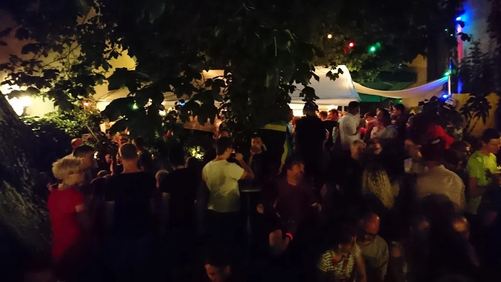 Peter Gruber Murphy s Pilsstüberl_Flossenbürg_slider_image_3