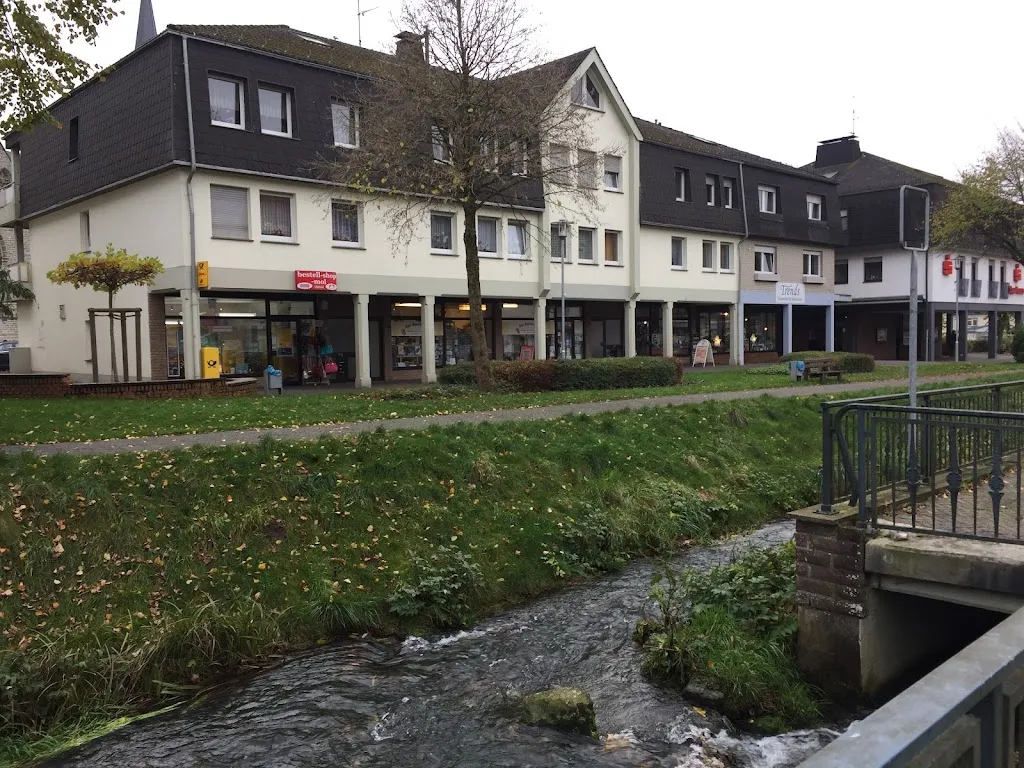 Deutsche Post Filiale 523_Altenbeken_slider_image_3