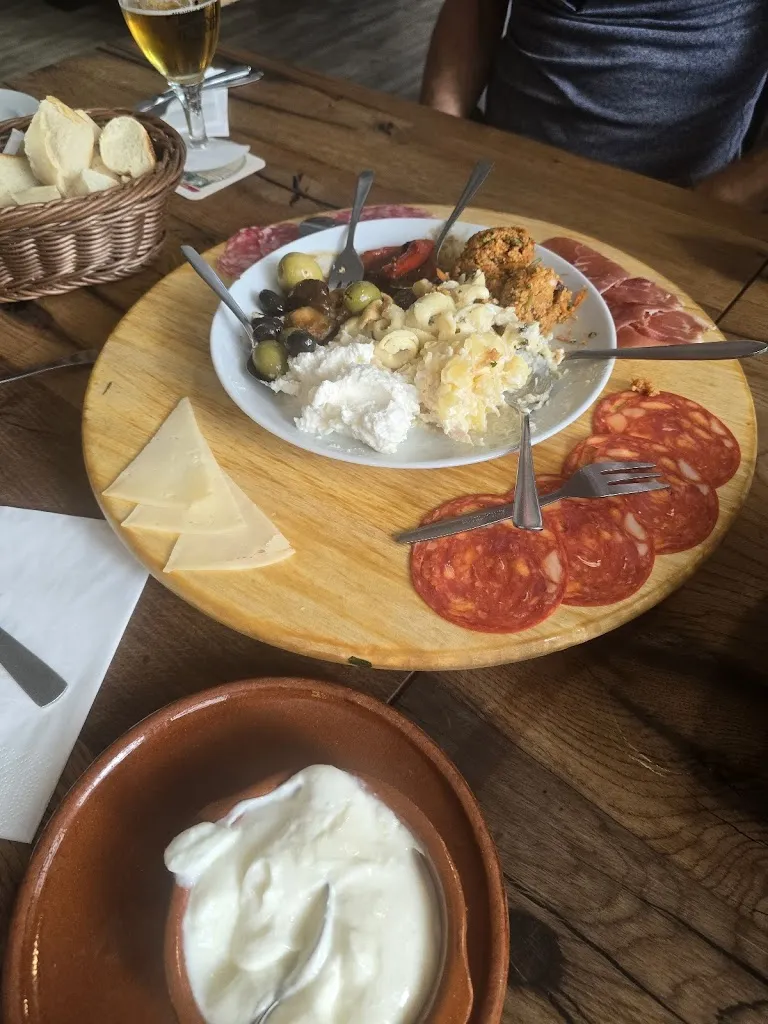 Menu_Spanische Feinkost Restaurant bei Anna_Ahlen_immagine_6