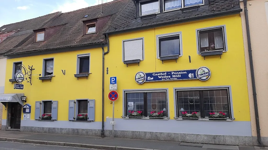 Gasthof Pension Weißes Rössl ristorante a Floß
