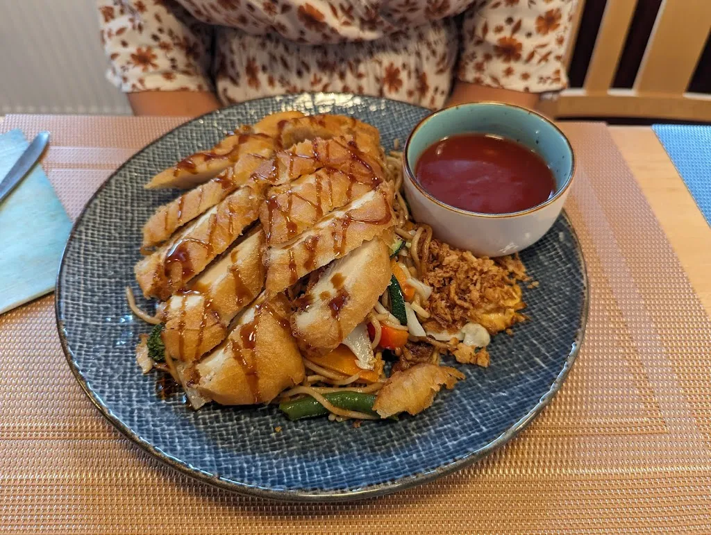 Matthias Jach_Haus Sevenig_Alsdorf_review