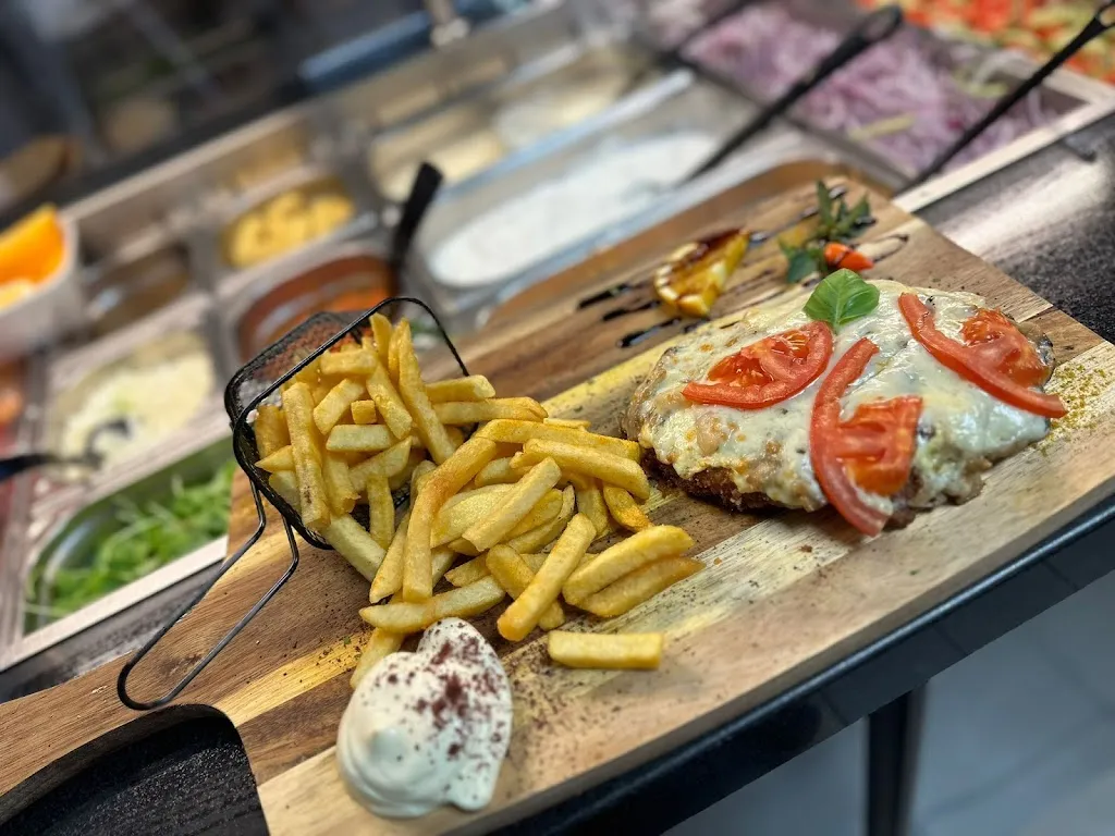 Halil's Kebabhaus&Pizzeria_Anröchte_slider_image_3