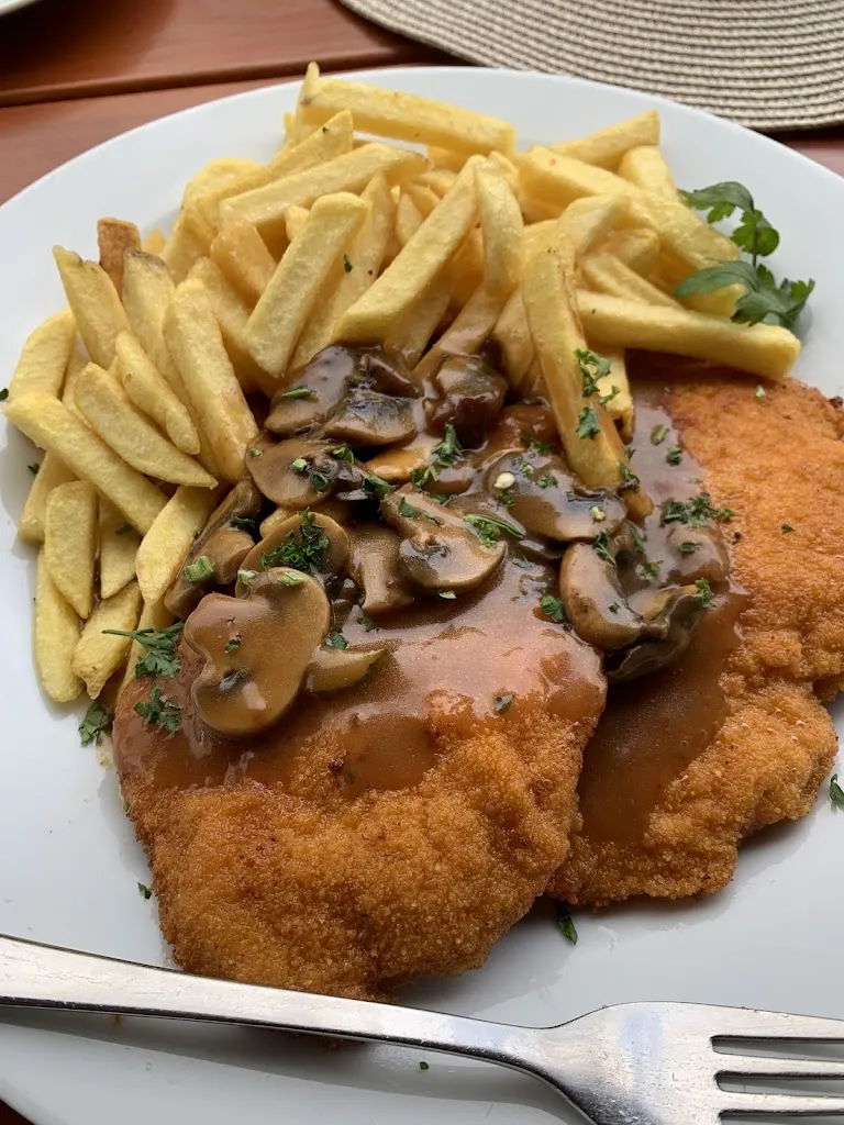 Zum Rathaus - Restaurant/Gasthaus seit 1844_Schmallenberg_slider_image_3