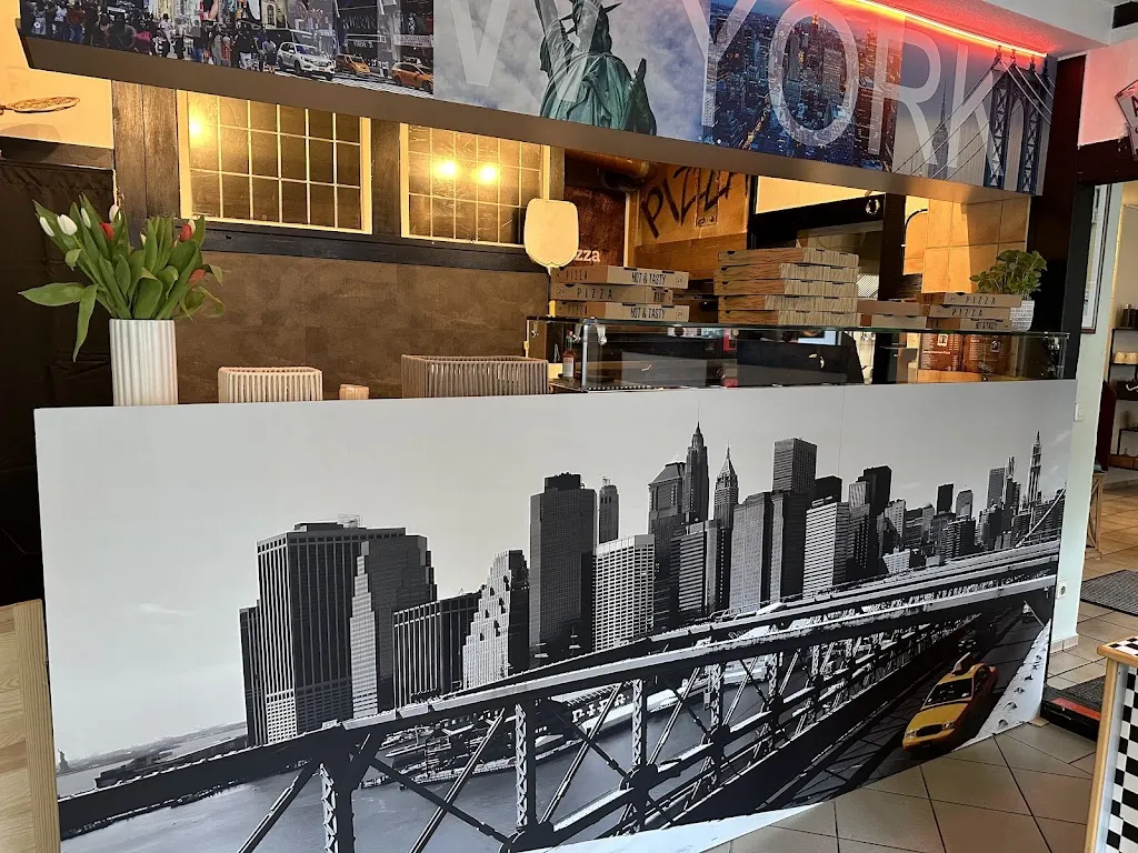 Pizza Treff Burger Haus 3_Schmallenberg_slider_image_1