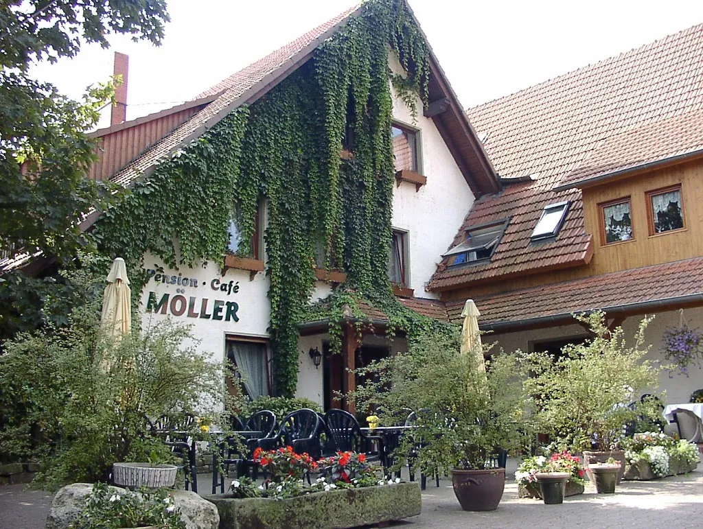 Up´n Roithen Pension & Landcafé Möller restaurant in Oldendorf