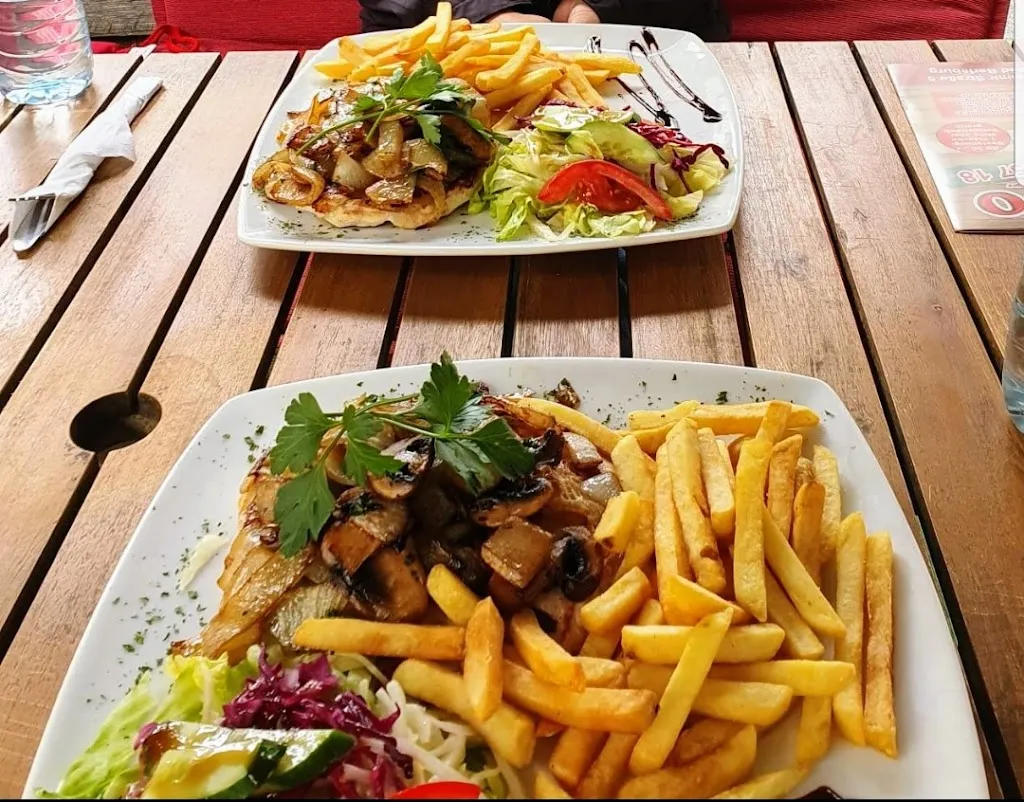 Pizzeria Pi-Do_Berleburg_slider_image_3