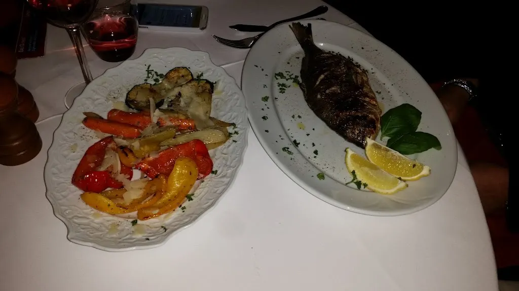 Piazzetta Picone in der Rewe_Gerolzhofen_slider_image_3