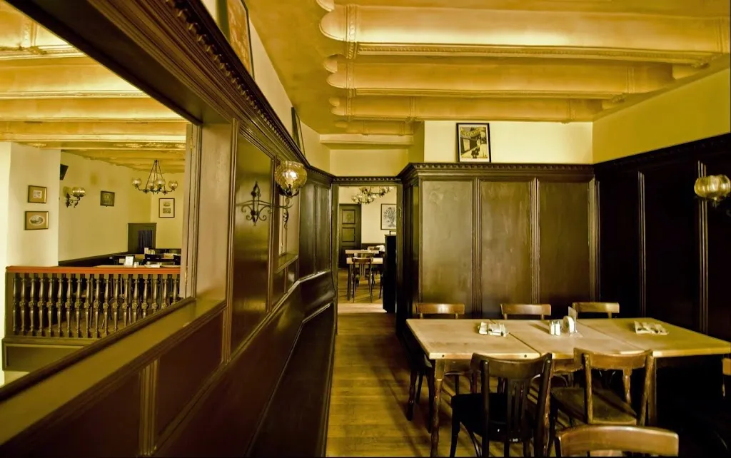 Brauhaus Sünner im Walfisch restaurant in Köln