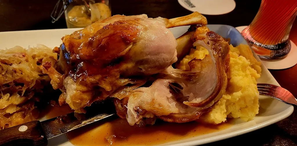 Brauhaus Sünner im Walfisch_Köln_slider_image_3