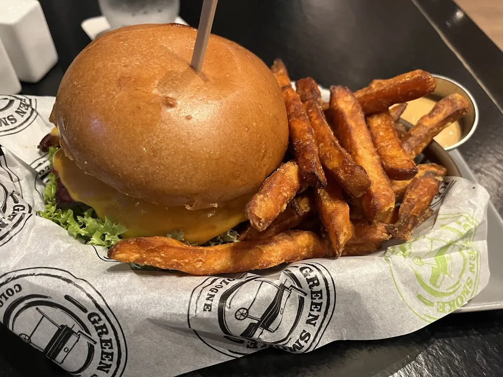 S. Lee_Green Smoke Cologne - BBQ Restaurant Köln_Köln_review