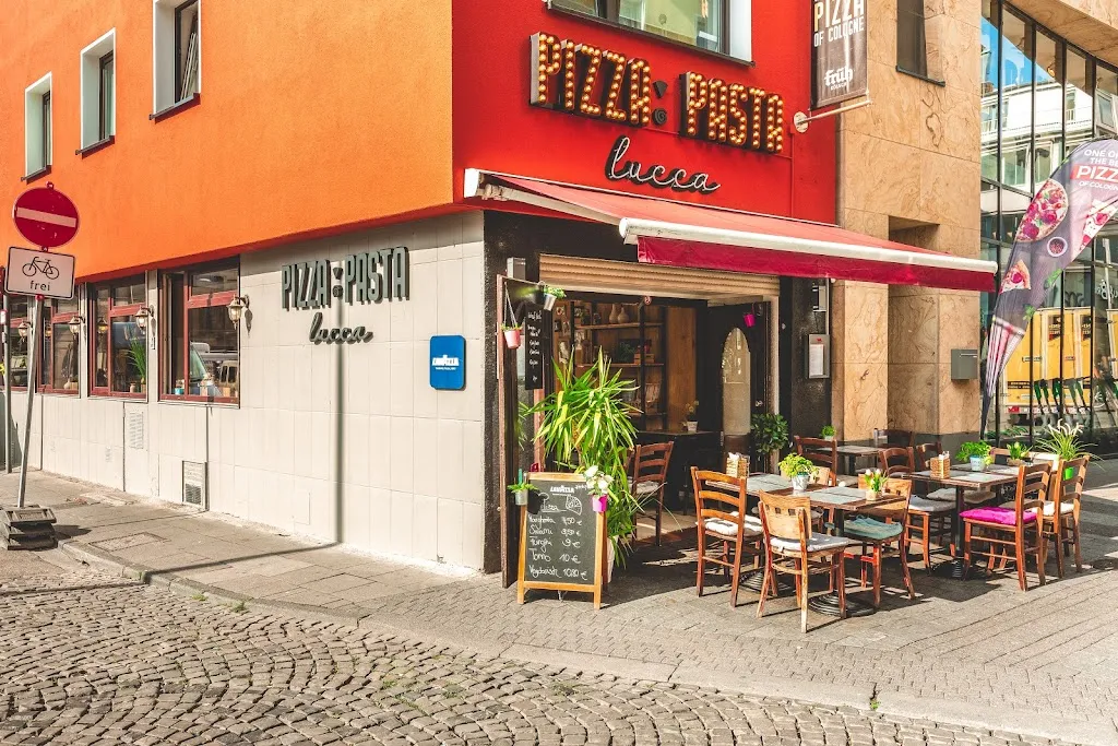 PIZZA PASTA LUCCA ristorante a Köln