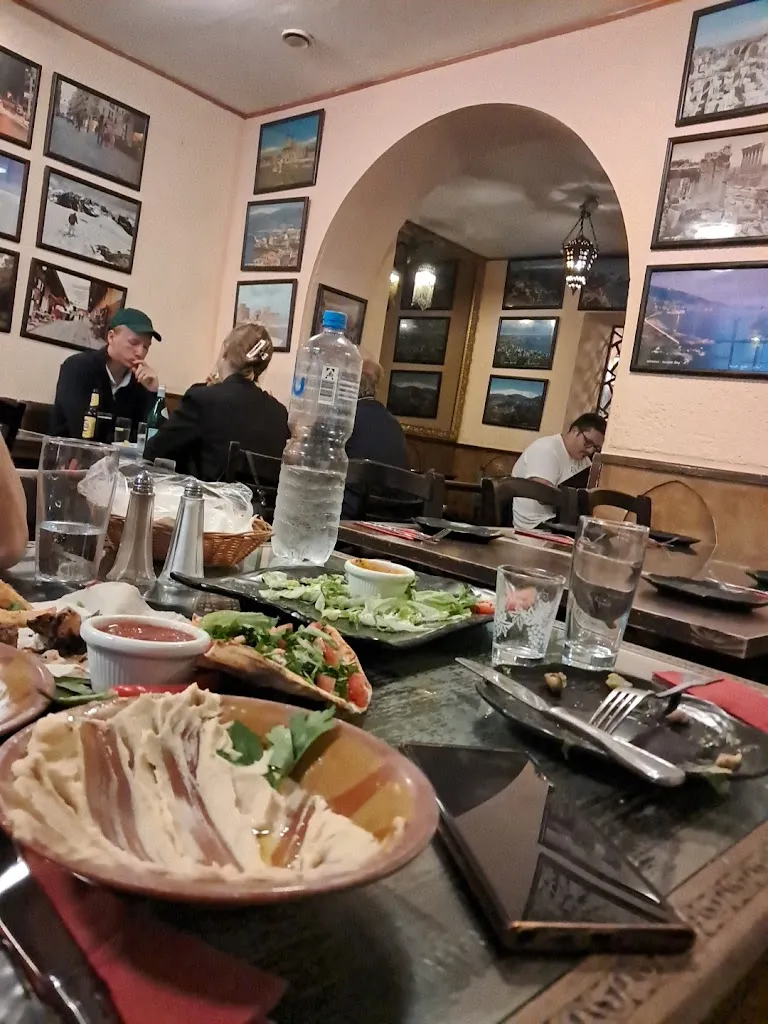 Eden Zachar_Beirut Restaurant_Köln_review