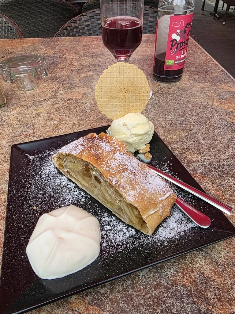 Altes Standesamt & Altes Rathaus_Honnef_slider_image_3