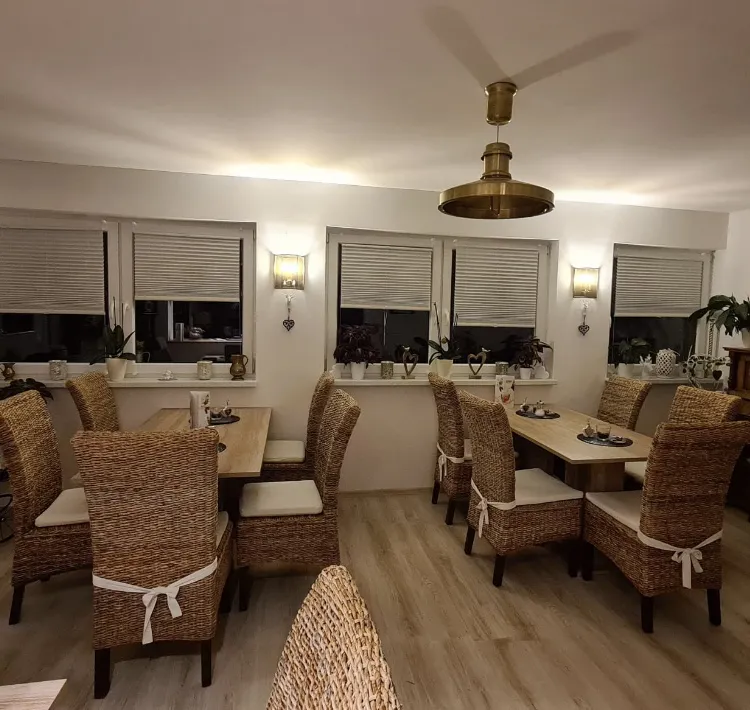 Hofcafe & Hofladen DeMa / Café mit Biergarten restaurant in Laasphe