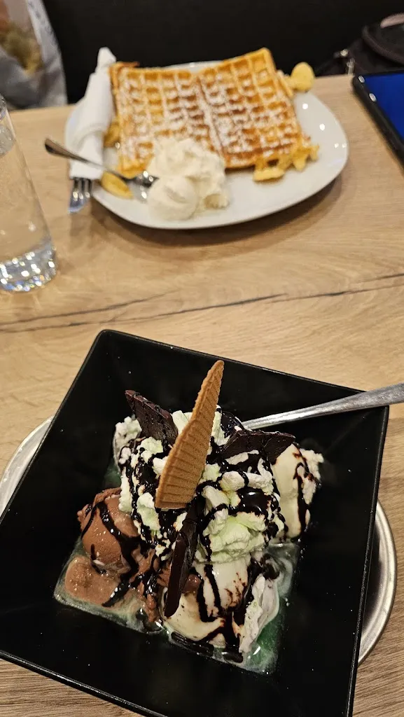 Menü_Eiscafe Bella Italia_Münstereifel_Bild_9