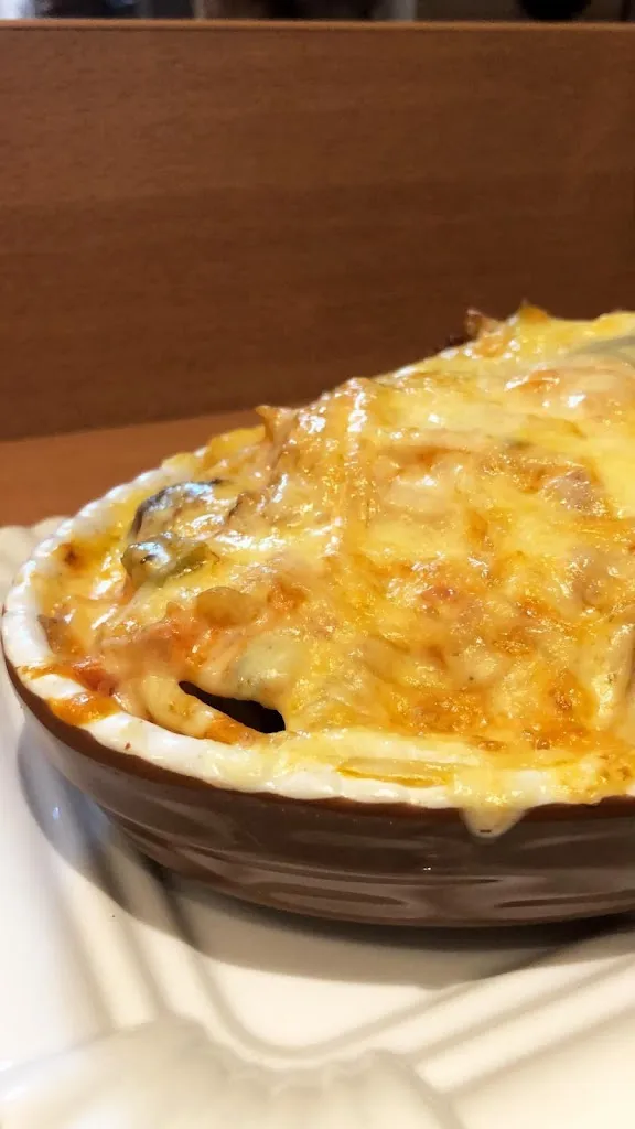 Lorraine Frederica_Mykonos Grill_Sassendorf_review