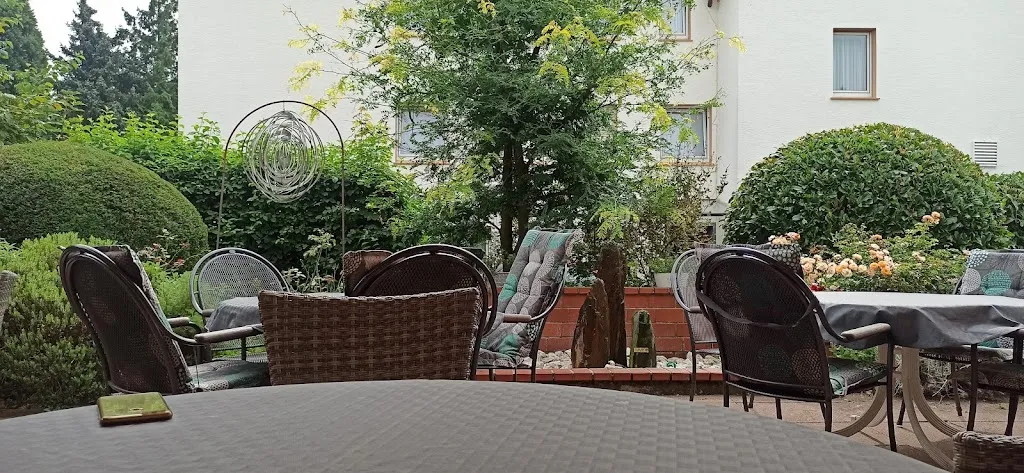 Park-Café Sprenger restaurant in Sassendorf