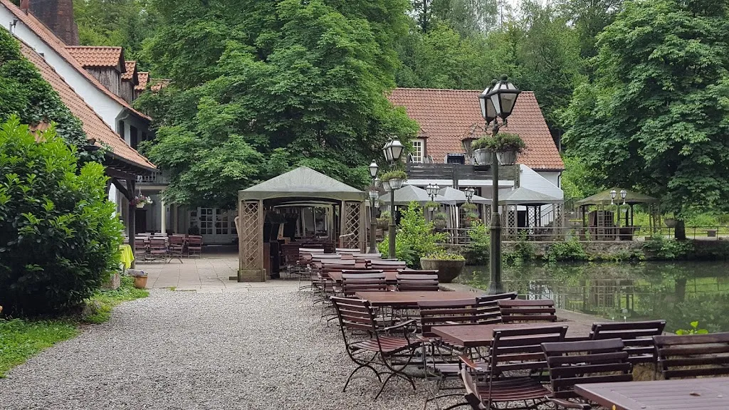 Waldhotel Silbermühle restaurant in Meinberg