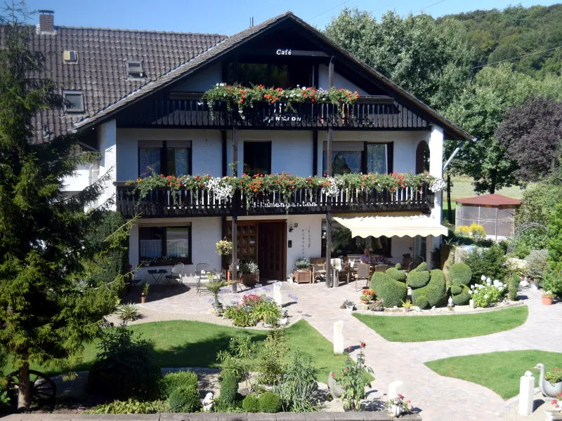 Landhaus Blumengarten_Meinberg_slider_image_1