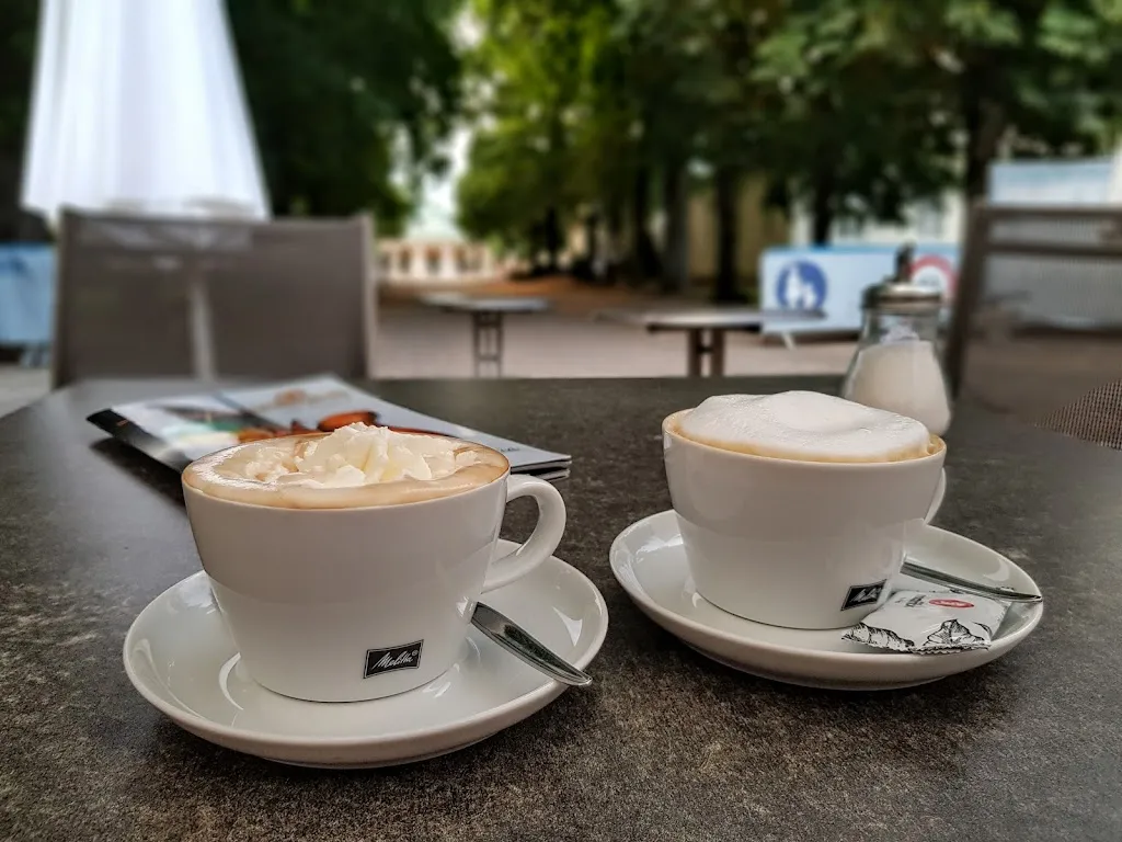 Menu_Eispavillon und Pizzapavillon am Kurpark_Meinberg_image_3