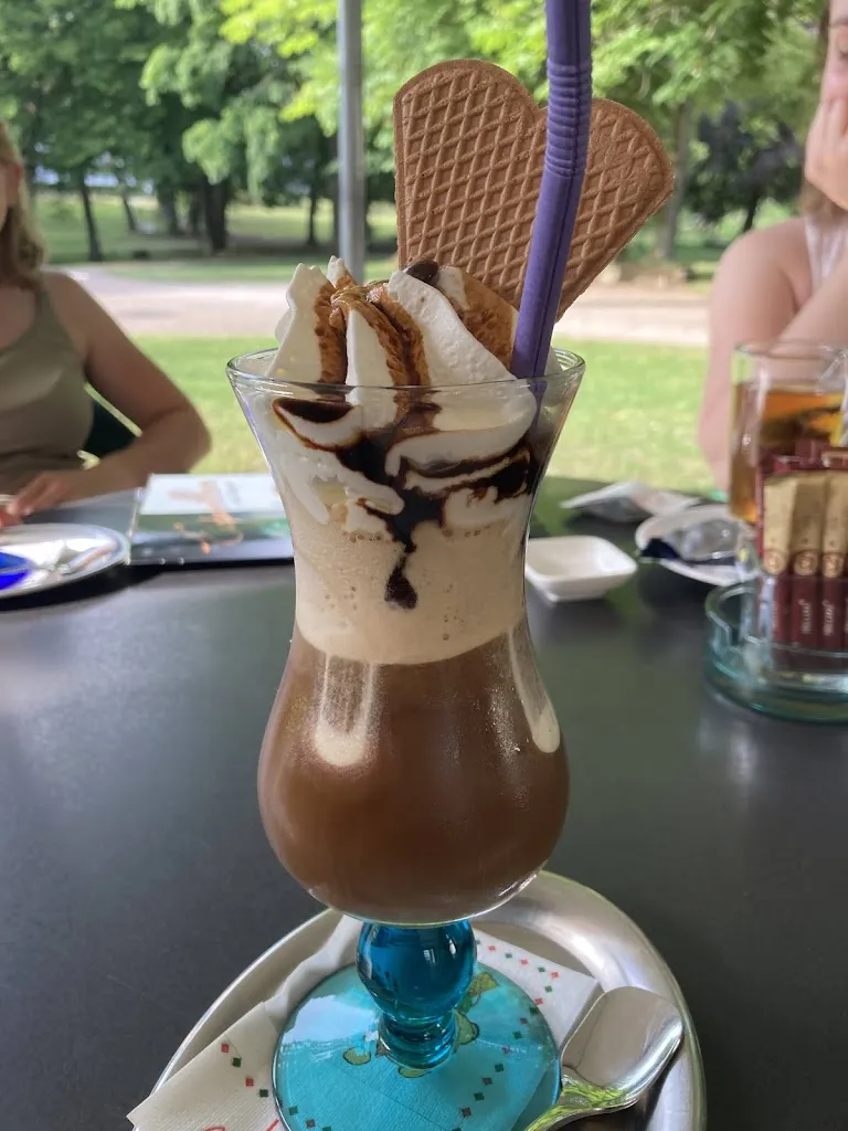 Menu_Eispavillon und Pizzapavillon am Kurpark_Meinberg_image_6