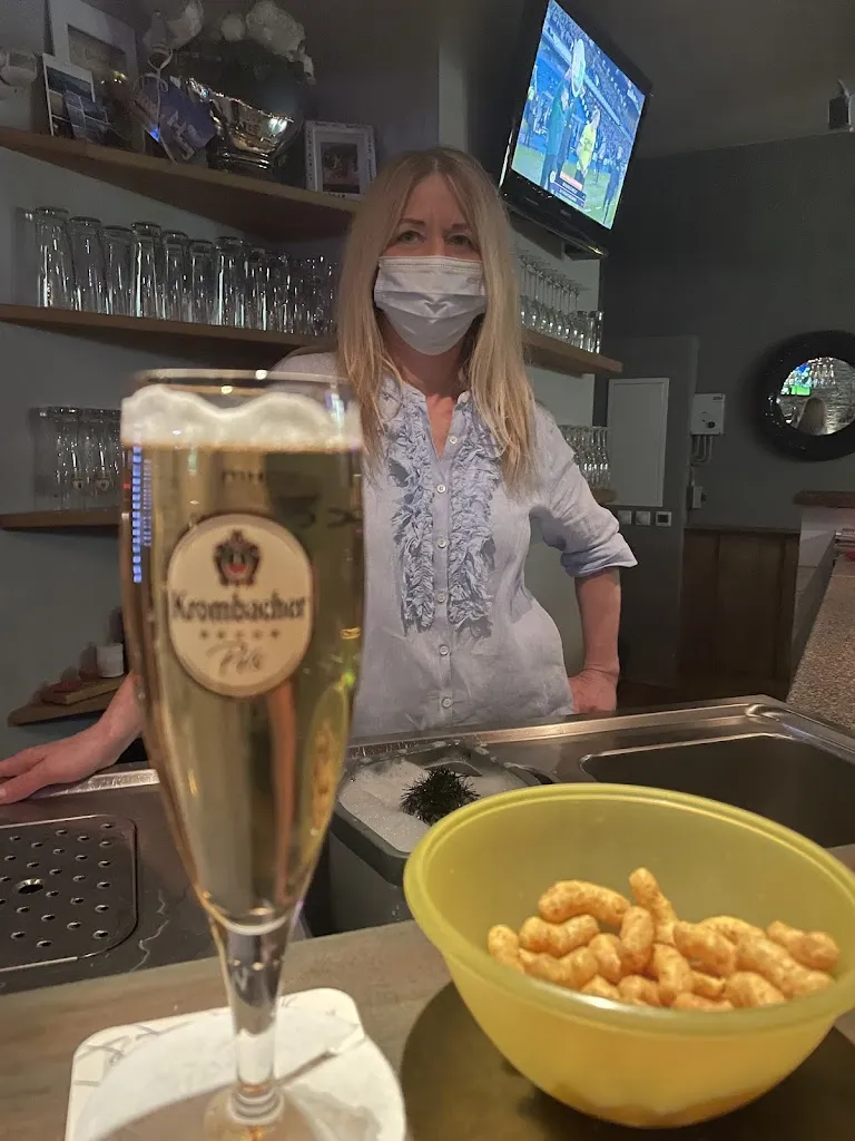 Blaubart Seeterrasse restaurant in Meinberg