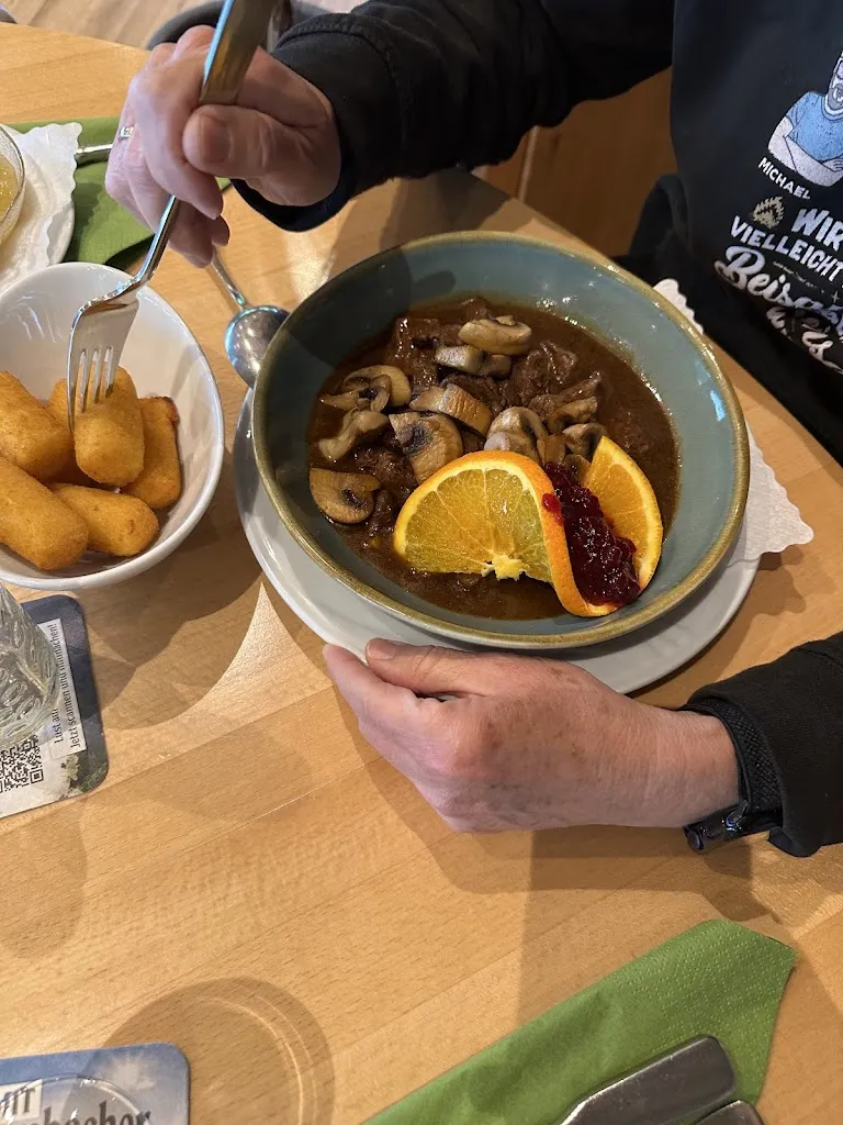 Kevin Dovatov_Gaststätte Bauerkamp_Schlangen_review