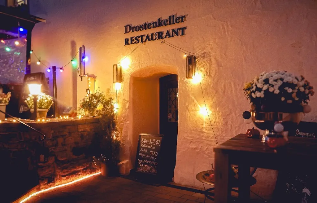 Restaurant Drostenkeller Bar und Bistro_Balve_slider_image_1