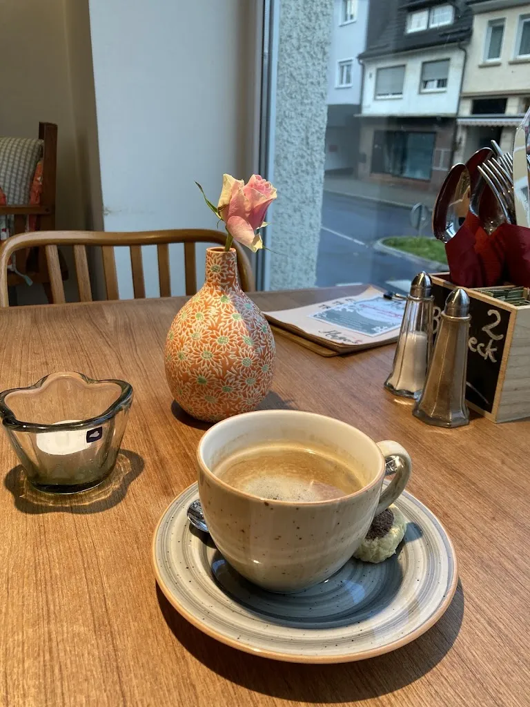 Menu_Hugo's Bistro Café_Bergneustadt_image_9