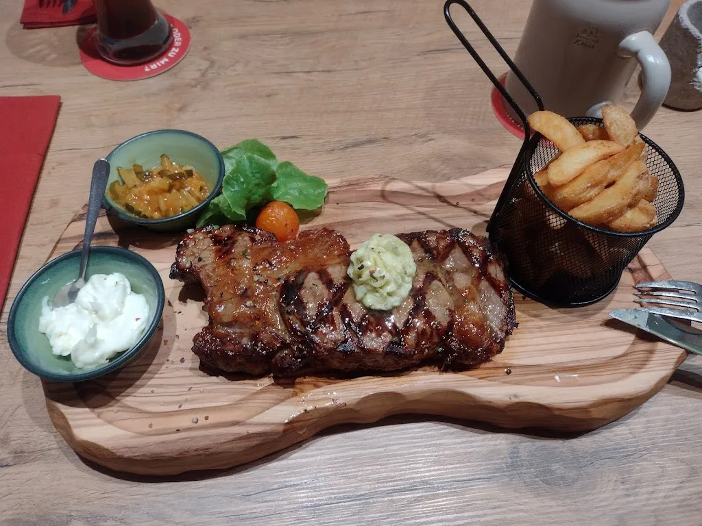 Lorna Sellen_Red Ox_Forchheim_review