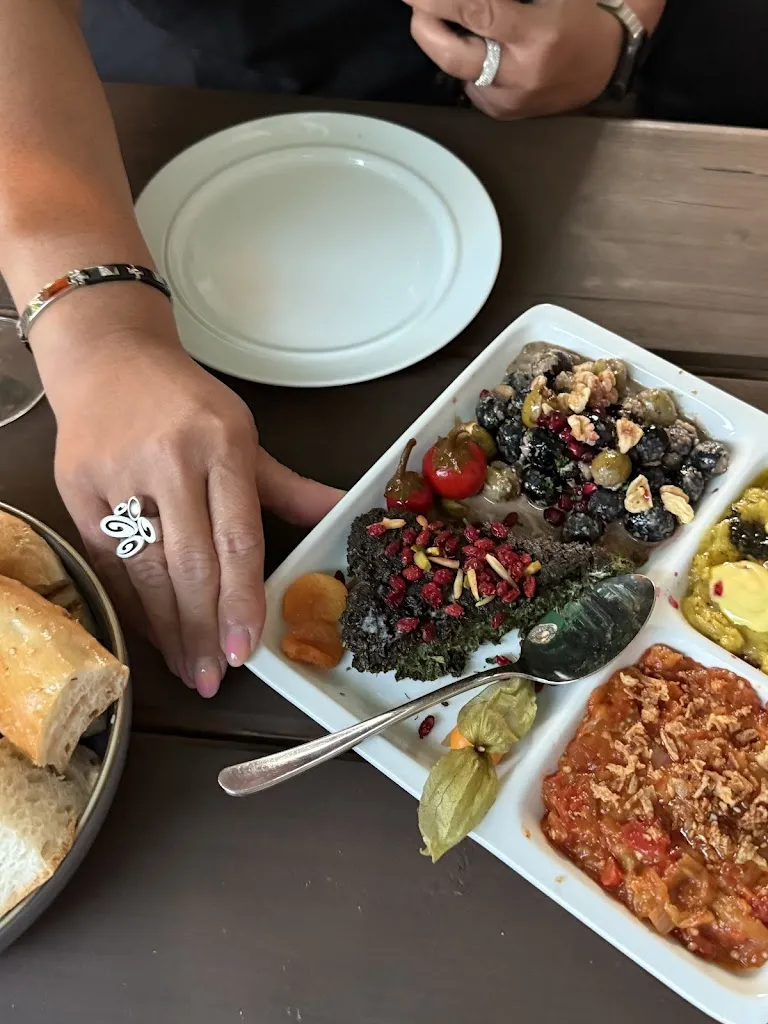 Frank_Schlosskeller Bedburg_Bedburg_recensione