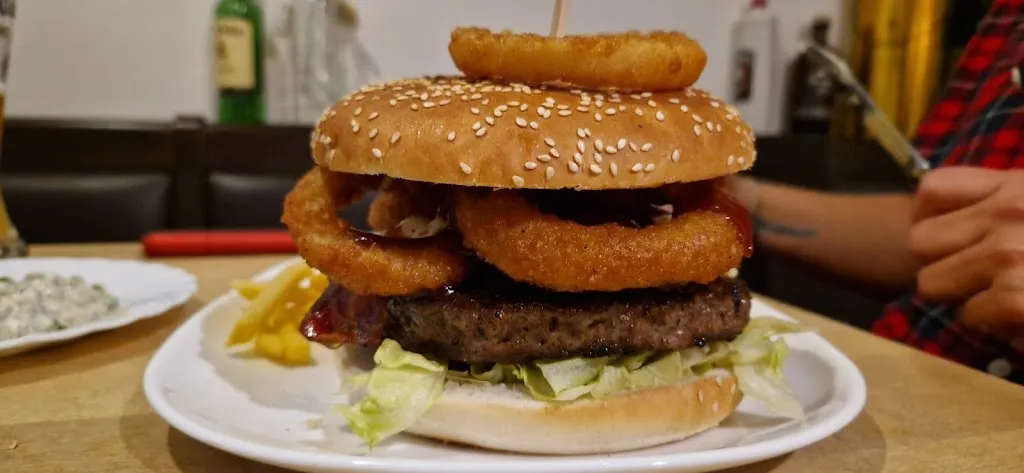 Katrin Stolte_Marktstübchen - die Kultkneipe in Bedburg_Bedburg_review