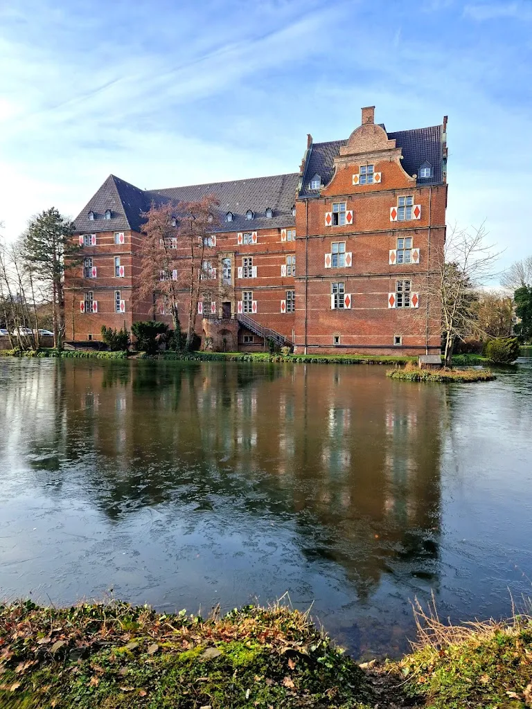 Schloss Bedburg - Stadt Bedburg restaurant in Bedburg