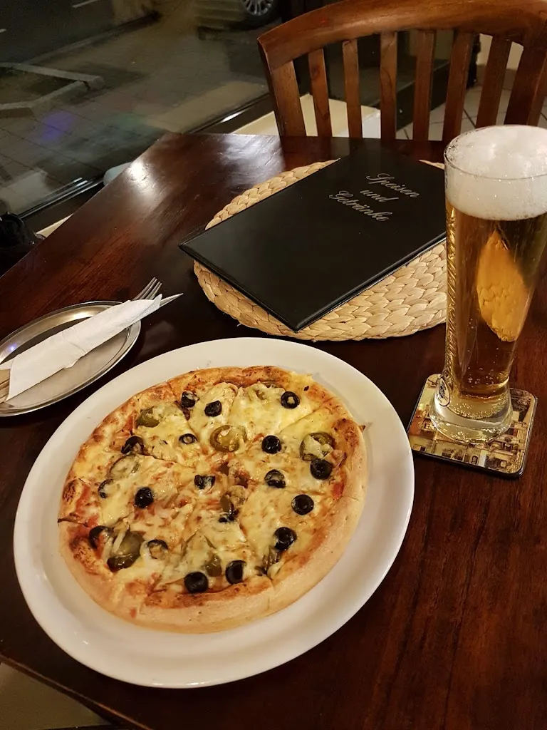 Le Rose's Pizza_Bergkamen_slider_image_2