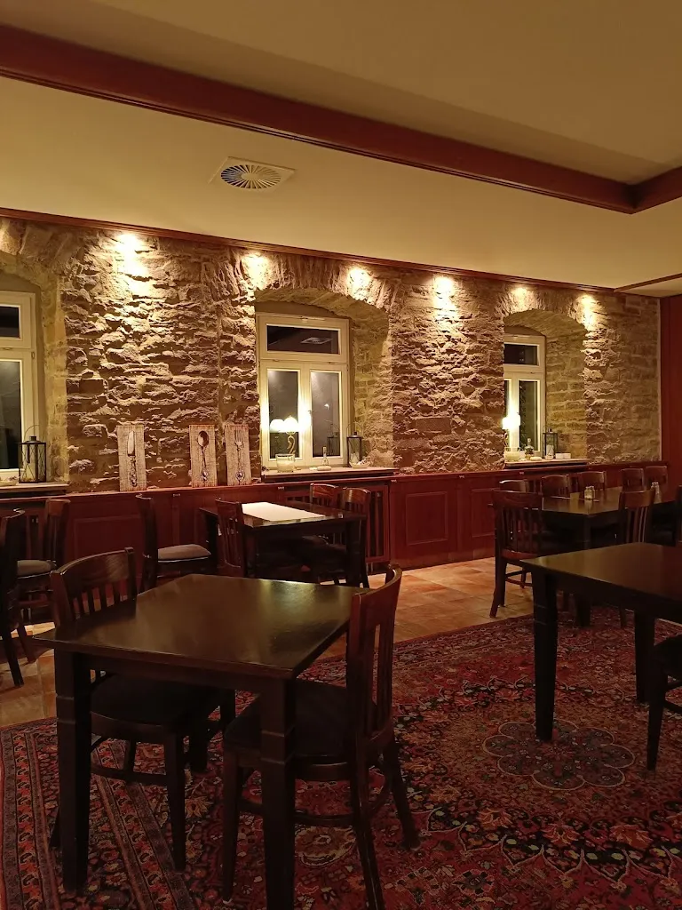 Bodo Obier_Forsthof_Beverungen_review