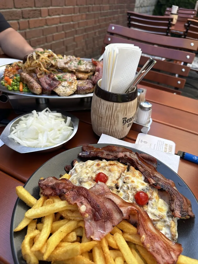 Jakob Volmer_Restaurant Steakhaus Split_Billerbeck_recensione