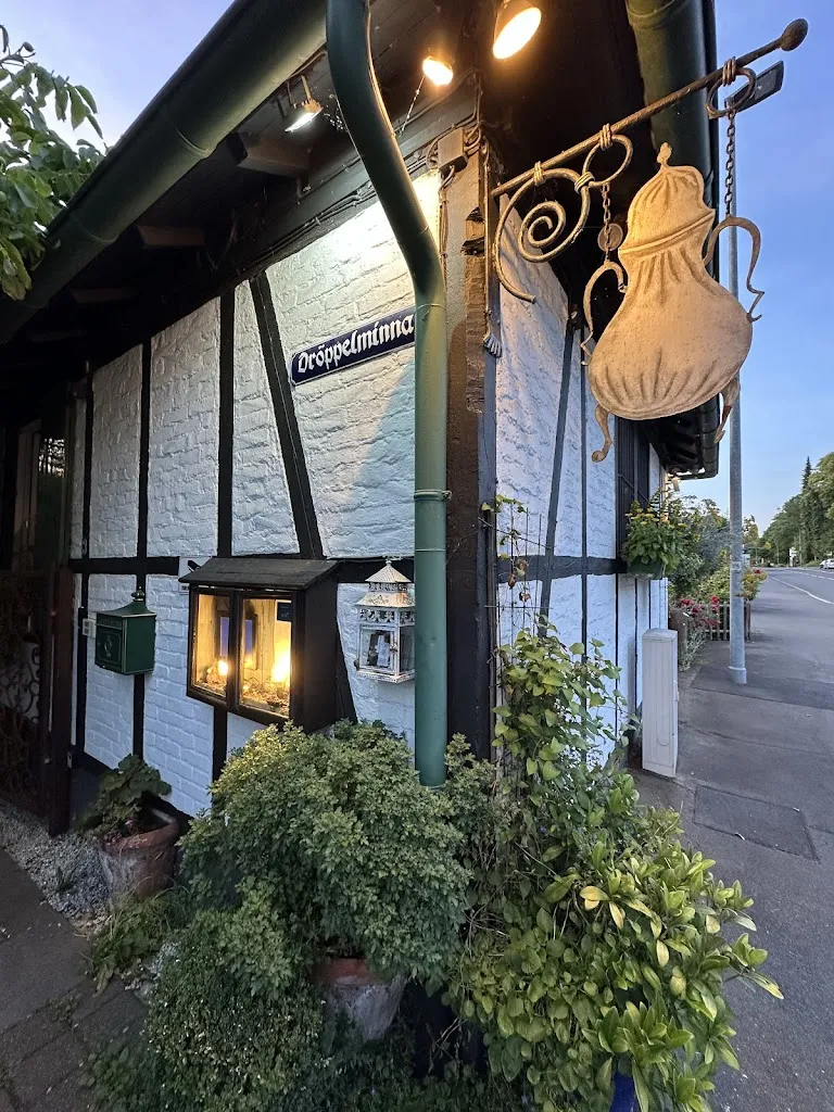 Julia Licata_Restaurant Dröppelminna Schramm - Bergisch Gladbach_Gladbach_review