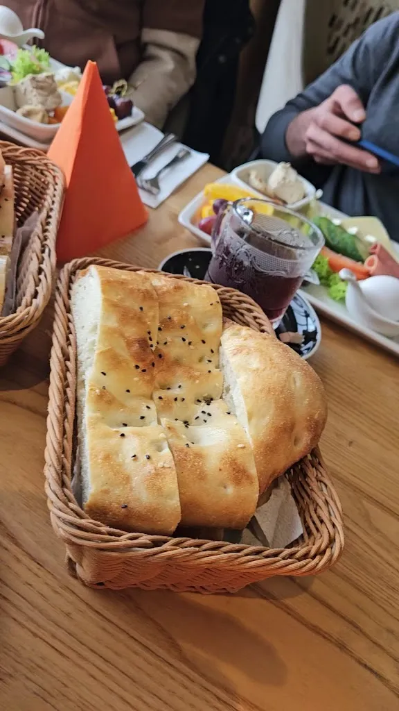 Bosporus Restaurant_Gladbach_slider_image_2